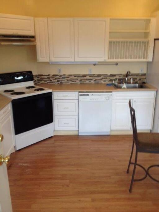 Kelli Creek Cottage - Reduced Price On Tours Juneau Oda fotoğraf