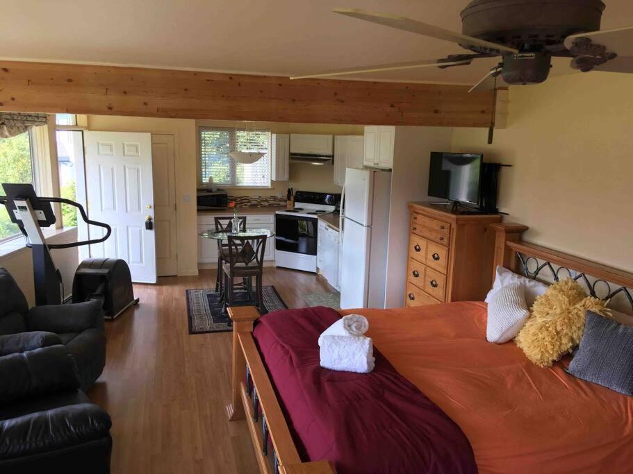 Kelli Creek Cottage - Reduced Price On Tours Juneau Oda fotoğraf