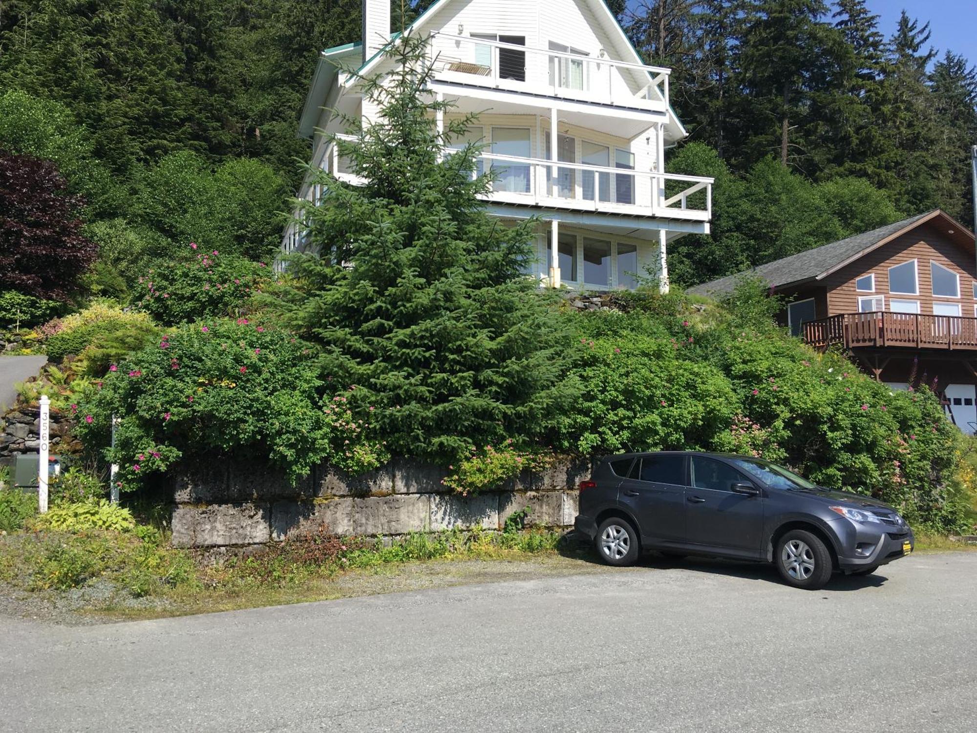 Kelli Creek Cottage - Reduced Price On Tours Juneau Dış mekan fotoğraf